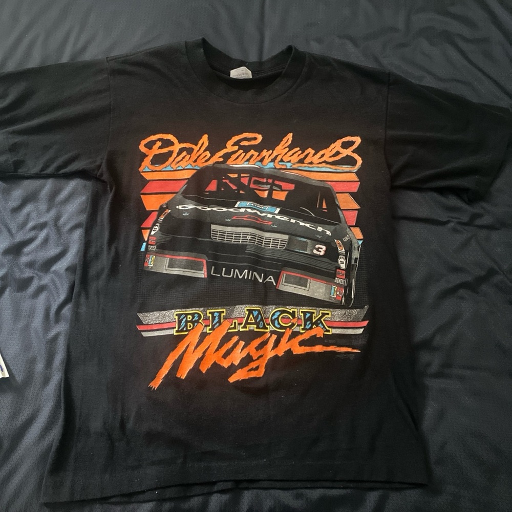 Dale Earnhardt blackmagic NASCAR tee size M